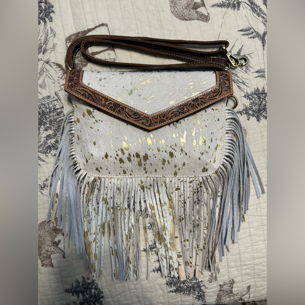 Haute Southern Hyde Crossbody purse